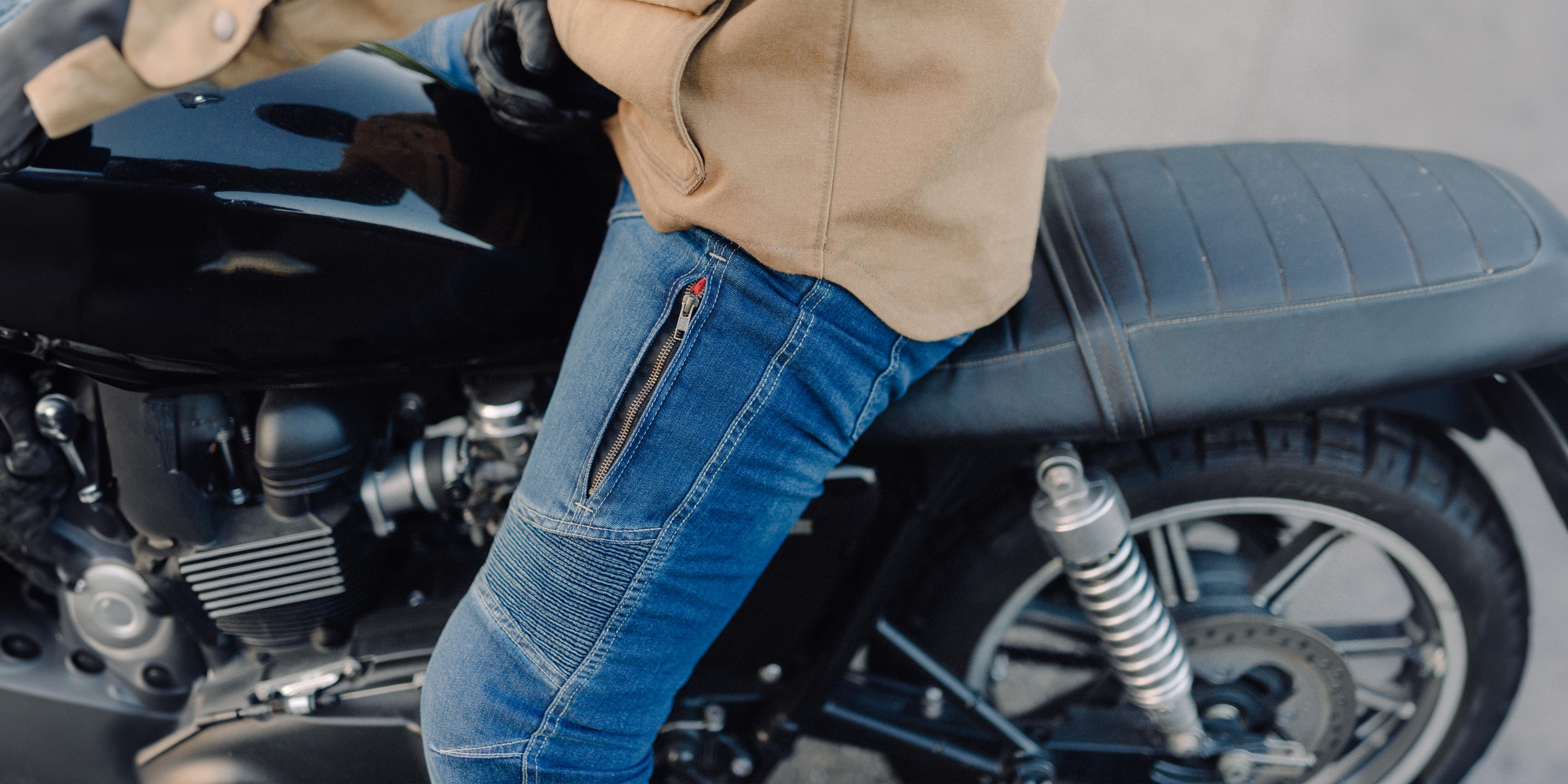 Pantaloni moto: variatele scurte și lungi au plusurile sale